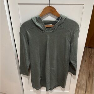 Green Hooded Pullover